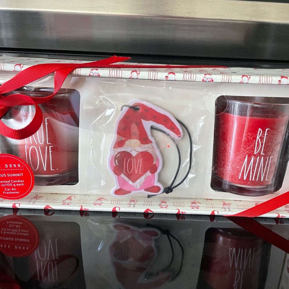 NIB Rae Dunn True Love Be Mine Citrus Summit Candle Set